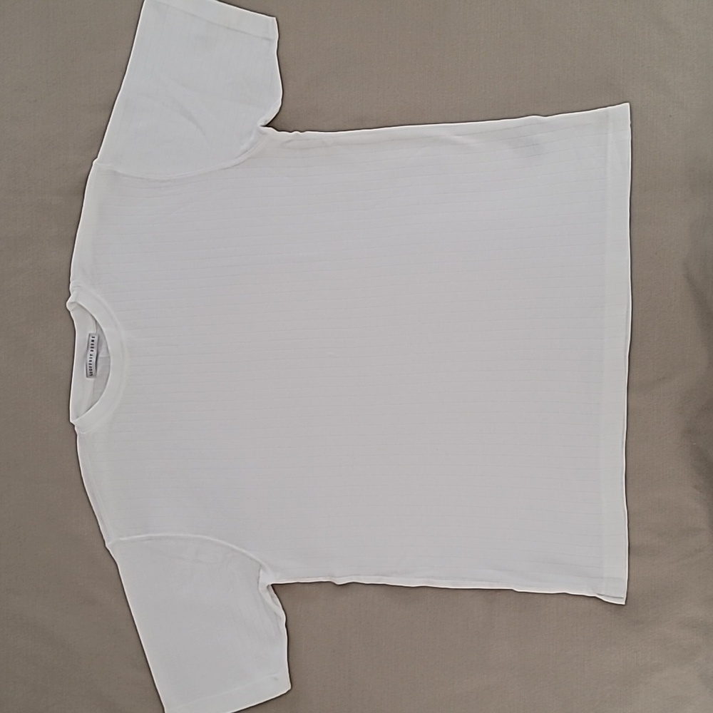 Geoffrey Beene Ribbed White Tee - Picture 2 of 11